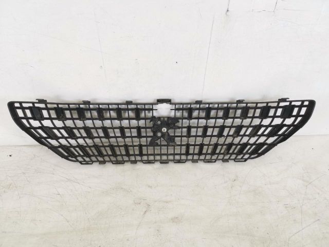 bontott PEUGEOT 3008 SUV Hűtőrács