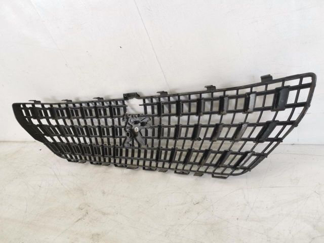 bontott PEUGEOT 3008 SUV Hűtőrács