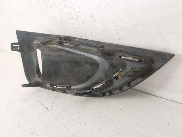 bontott PEUGEOT 3008 SUV Hűtőrács