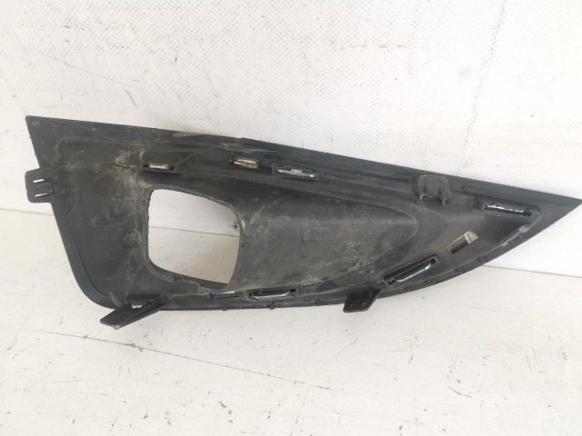 bontott PEUGEOT 3008 SUV Hűtőrács