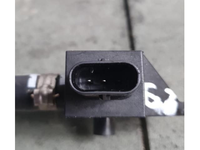 bontott PEUGEOT 3008 SUV Részecskeszűrő Nyomásérzékelő