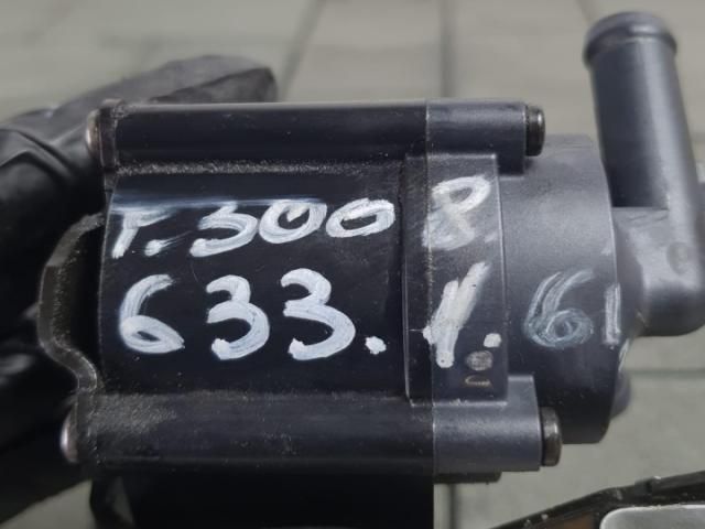 bontott PEUGEOT 3008 SUV Vízpumpa