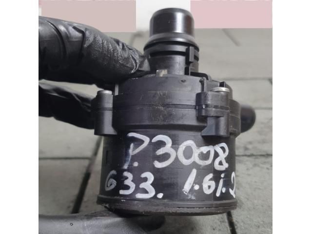 bontott PEUGEOT 3008 SUV Vízpumpa