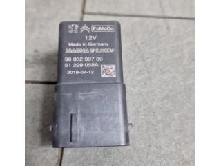 bontott PEUGEOT 3008 SUV Izzító Relé