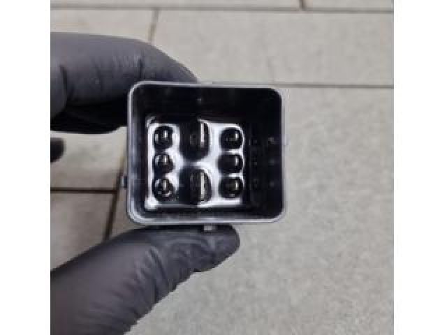 bontott PEUGEOT 3008 SUV Izzító Relé