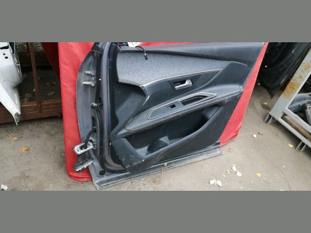bontott PEUGEOT 3008 SUV Jobb első Ajtó (Részeivel)