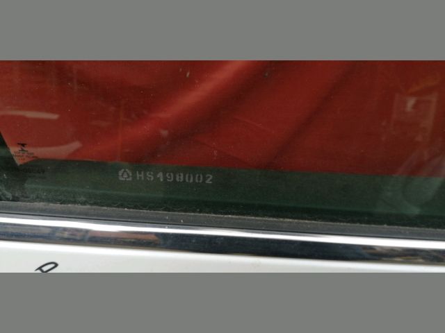 bontott PEUGEOT 3008 SUV Jobb első Ajtó (Részeivel)