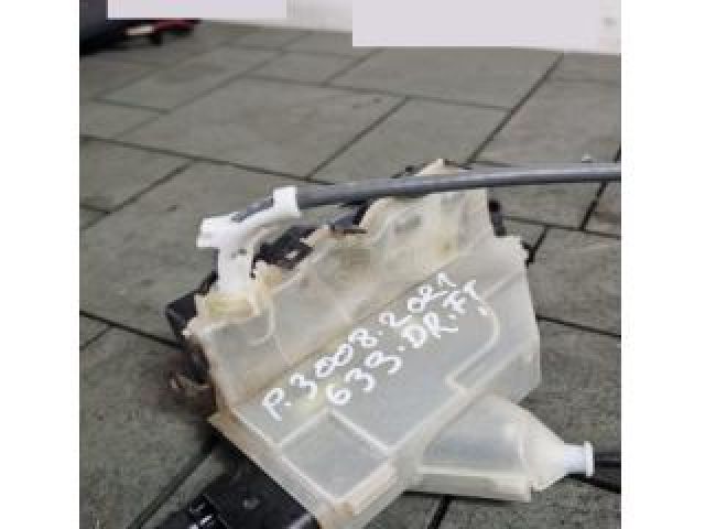 bontott PEUGEOT 3008 SUV Jobb első Ajtózár