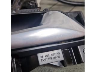 bontott PEUGEOT 3008 SUV Jobb első Ajtózár