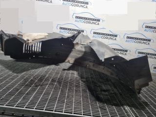 bontott PEUGEOT 3008 SUV Jobb első Dobbetét (Kerékjárati, Műanyag)