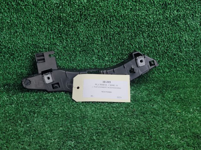 bontott PEUGEOT 3008 SUV Jobb első Lökhárító Tartó (Műanyag)