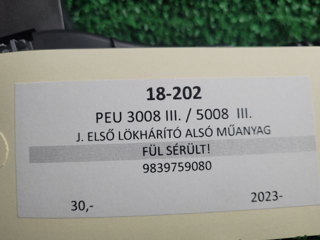 bontott PEUGEOT 3008 SUV Jobb első Lökhárító Tartó (Műanyag)