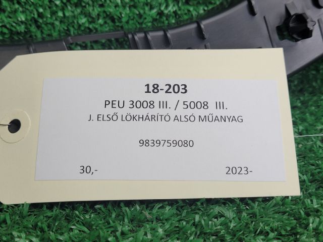 bontott PEUGEOT 3008 SUV Jobb első Lökhárító Tartó (Műanyag)