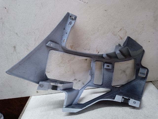 bontott PEUGEOT 3008 SUV Jobb első Oldal Lökhárító Tartó (Műanyag)