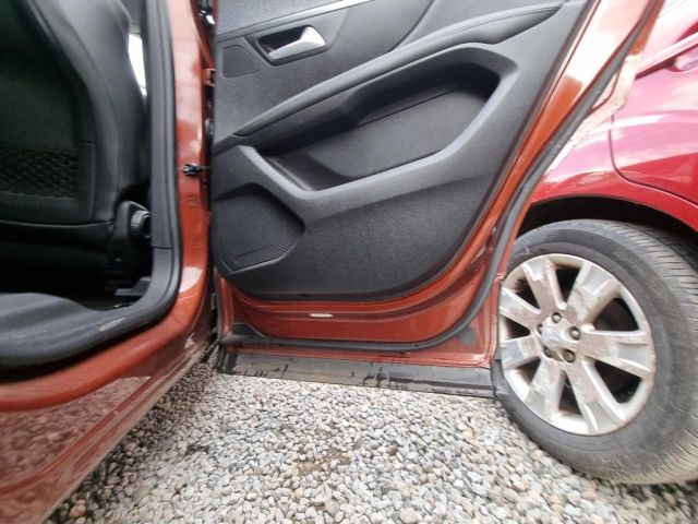 bontott PEUGEOT 3008 SUV Jobb hátsó Ajtó (Üres lemez)