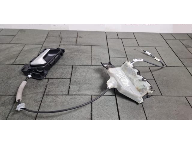 bontott PEUGEOT 3008 SUV Jobb hátsó Ajtózár