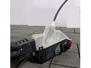 bontott PEUGEOT 3008 SUV Jobb hátsó Ajtózár