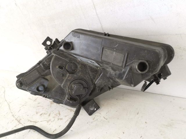 bontott PEUGEOT 3008 SUV Jobb Nappali Menetfény