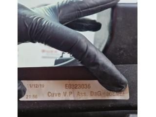 bontott PEUGEOT 3008 SUV Kesztyűtartó