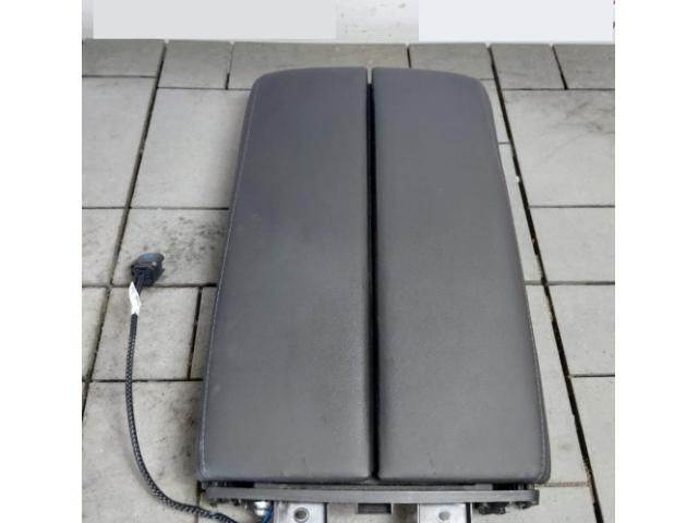 bontott PEUGEOT 3008 SUV Könyöklő