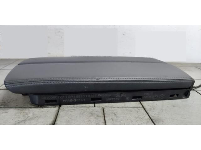 bontott PEUGEOT 3008 SUV Könyöklő