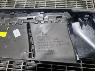 bontott PEUGEOT 3008 SUV Középső Szellőző