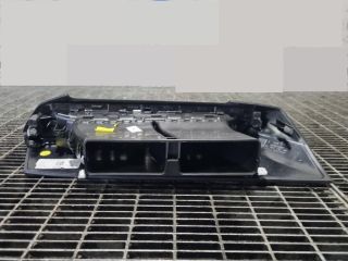 bontott PEUGEOT 3008 SUV Középső Szellőző