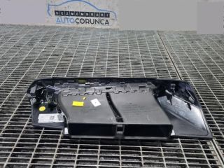 bontott PEUGEOT 3008 SUV Középső Szellőző