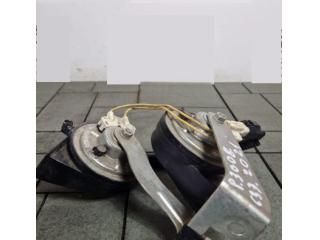 bontott PEUGEOT 3008 SUV Kürt