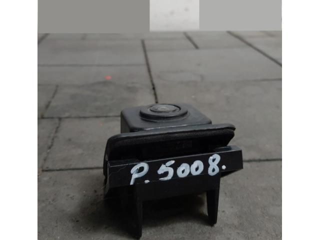 bontott PEUGEOT 3008 SUV Tolatókamera