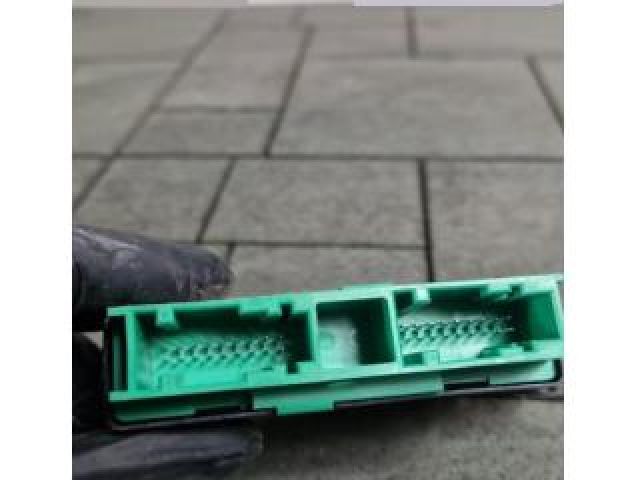 bontott PEUGEOT 3008 SUV Tolatóradar Elektronika