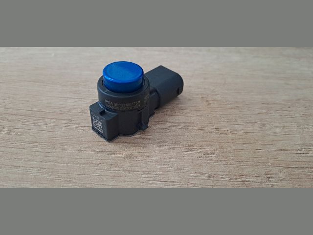 bontott PEUGEOT 3008 SUV Tolatóradar Fej