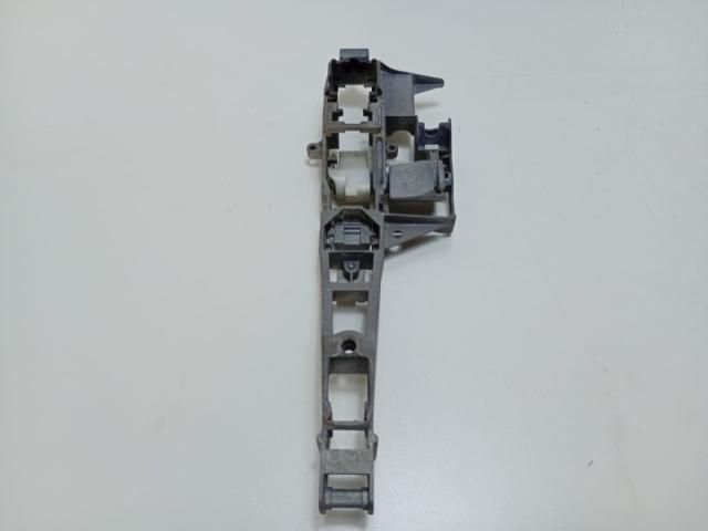 bontott PEUGEOT 3008 Tartó Bak