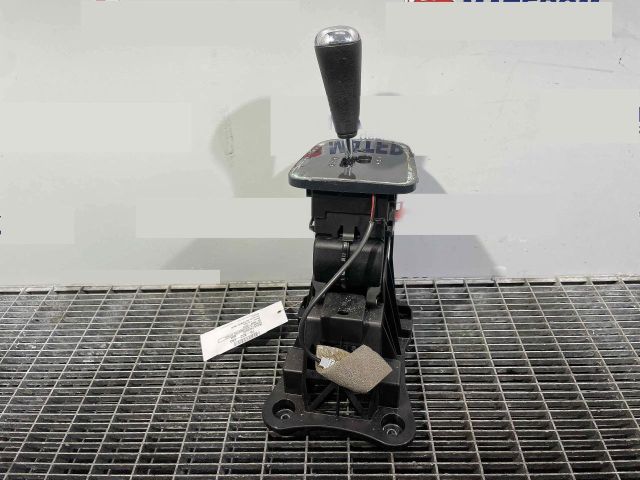 bontott PEUGEOT 3008 Váltógomb