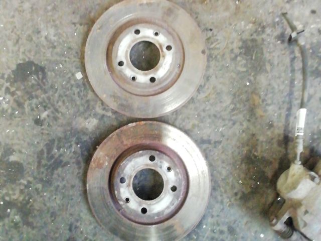 bontott PEUGEOT 301 Első Pár Féktárcsa