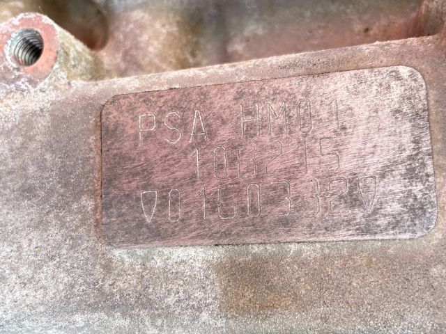 bontott PEUGEOT 301 Komplett Motor (Segédberendezésekkel)