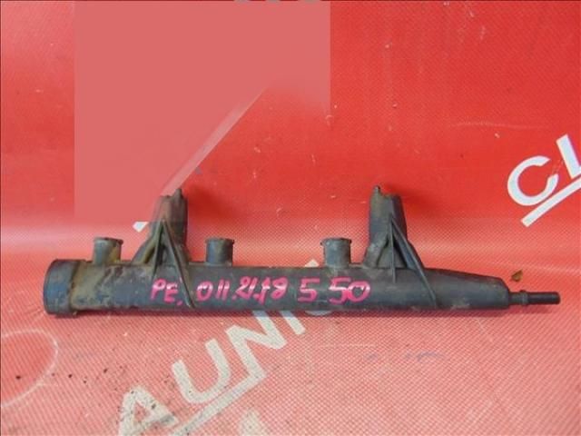 bontott PEUGEOT 301 Porlasztó Sor / Híd