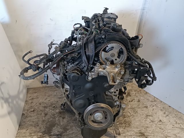 bontott PEUGEOT 301 Komplett Motor (Segédberendezésekkel)