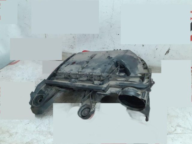 bontott PEUGEOT 301 Légszűrő Ház