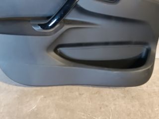 bontott PEUGEOT 301 Bal első Ajtó Kárpit