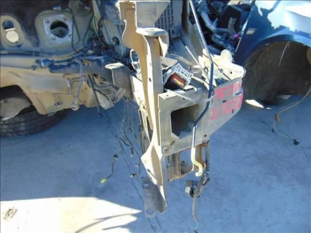 bontott PEUGEOT 301 Bal első Ütközéscsillapító