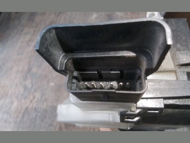 bontott PEUGEOT 301 Bal hátsó Ajtózár