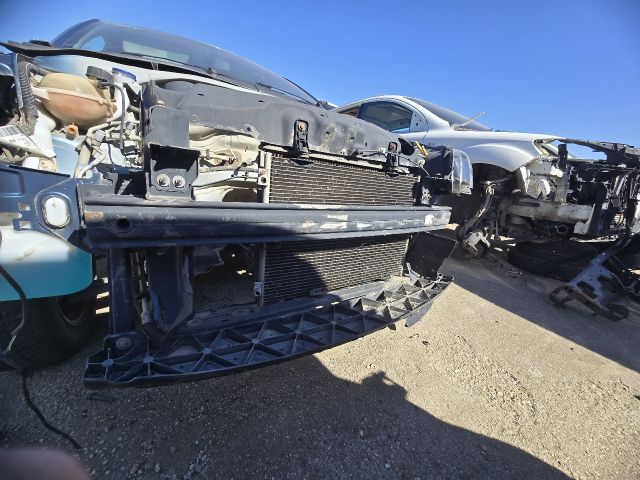 bontott PEUGEOT 301 Első Lökhárító Merevítő (Fém)