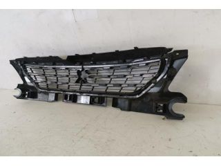 bontott PEUGEOT 301 Hűtőrács