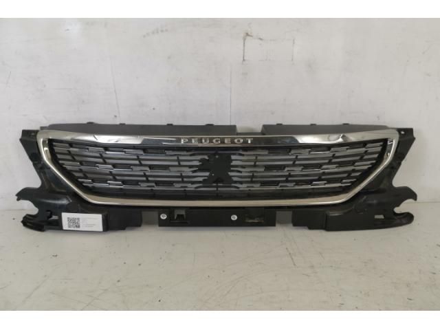 bontott PEUGEOT 301 Hűtőrács