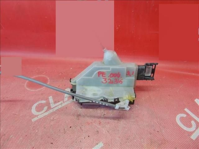 bontott PEUGEOT 301 Jobb hátsó Ajtózár