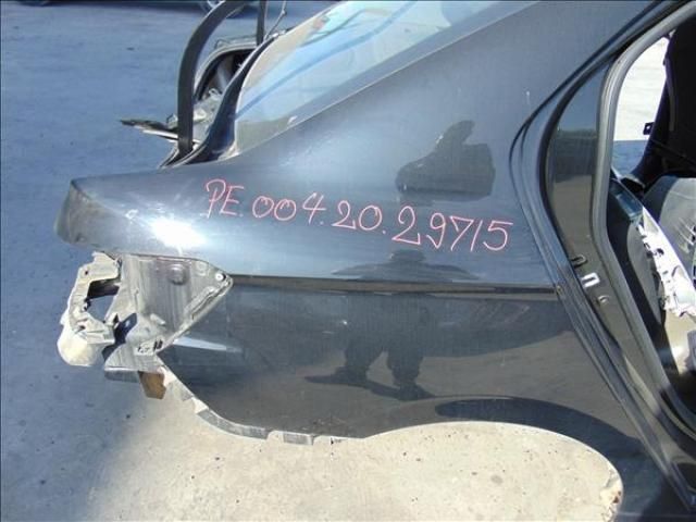 bontott PEUGEOT 301 Jobb hátsó Sárvédő