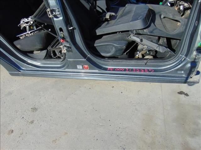 bontott PEUGEOT 301 Jobb Küszöb