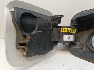 bontott PEUGEOT 301 Tankajtó