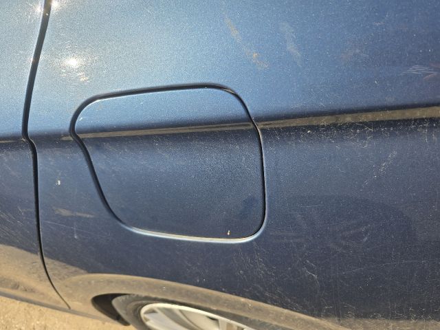 bontott PEUGEOT 301 Tankajtó